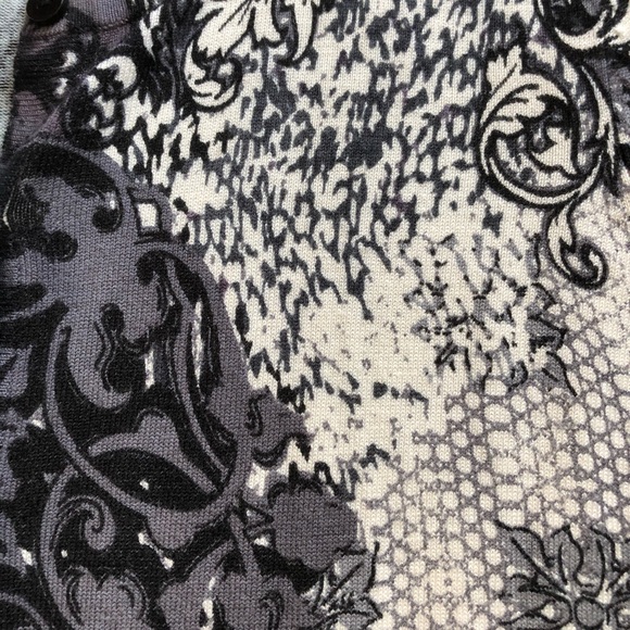 Beautiful Joseph Cardigan Sweater - Picture 6 of 7